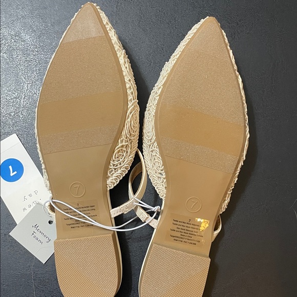 a new day Vienna Cream Lace Pointed Toe Slingback Flats NEW w TAGS no box Sz.7 - Picture 9 of 9